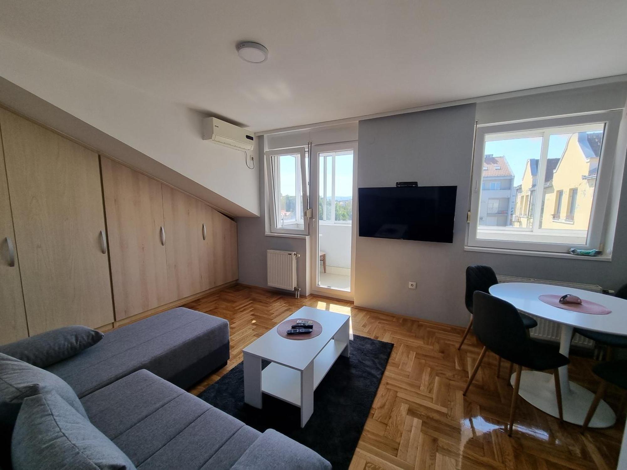 Likehome Life - Novi Sad Stevana Sremca 外观 照片